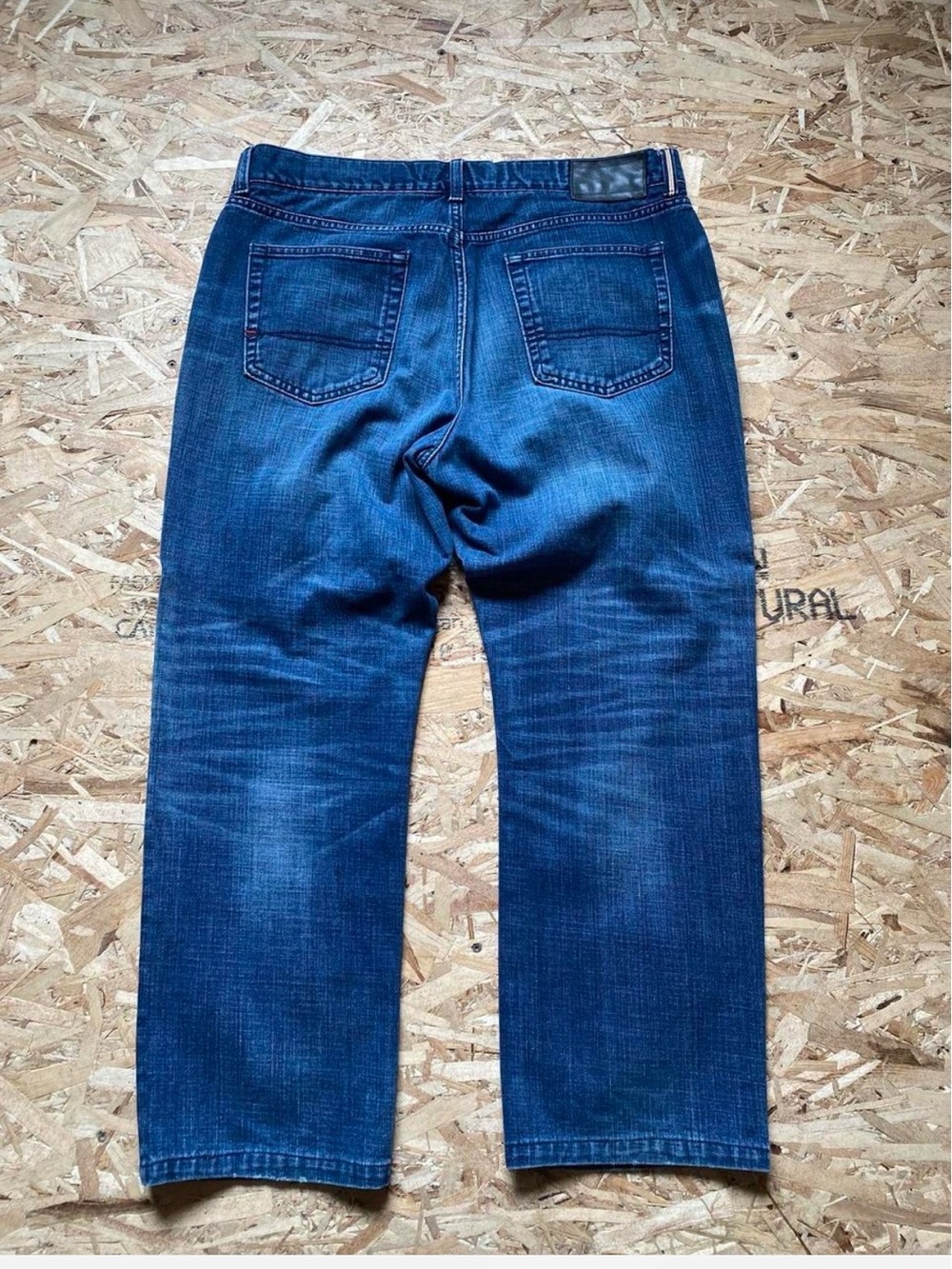 Tommy Hilfiger Men's Straight Fit Indigo Jeans -36